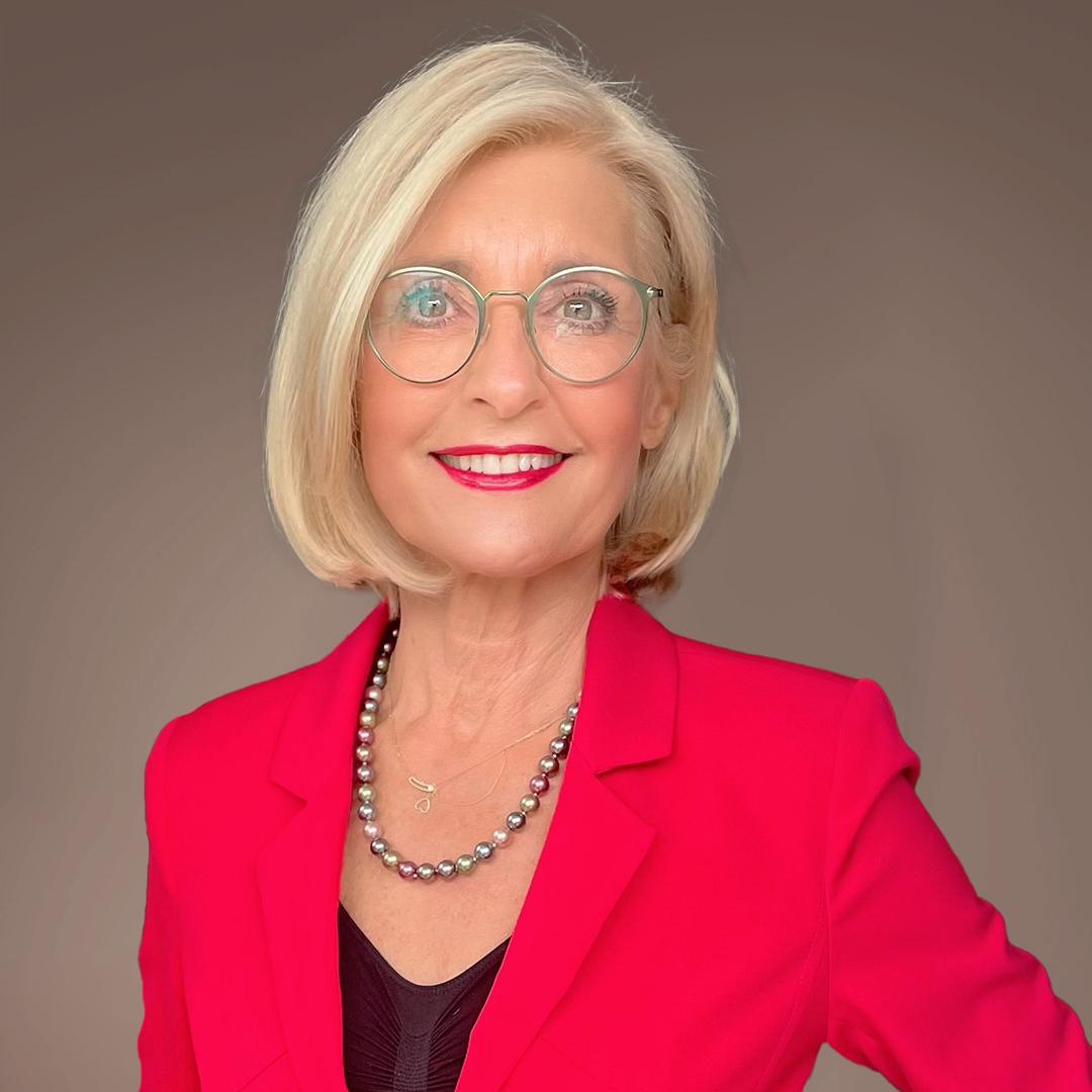 Cheré Alice Zimmermann: Livestreams, Angebote & mehr | HSE