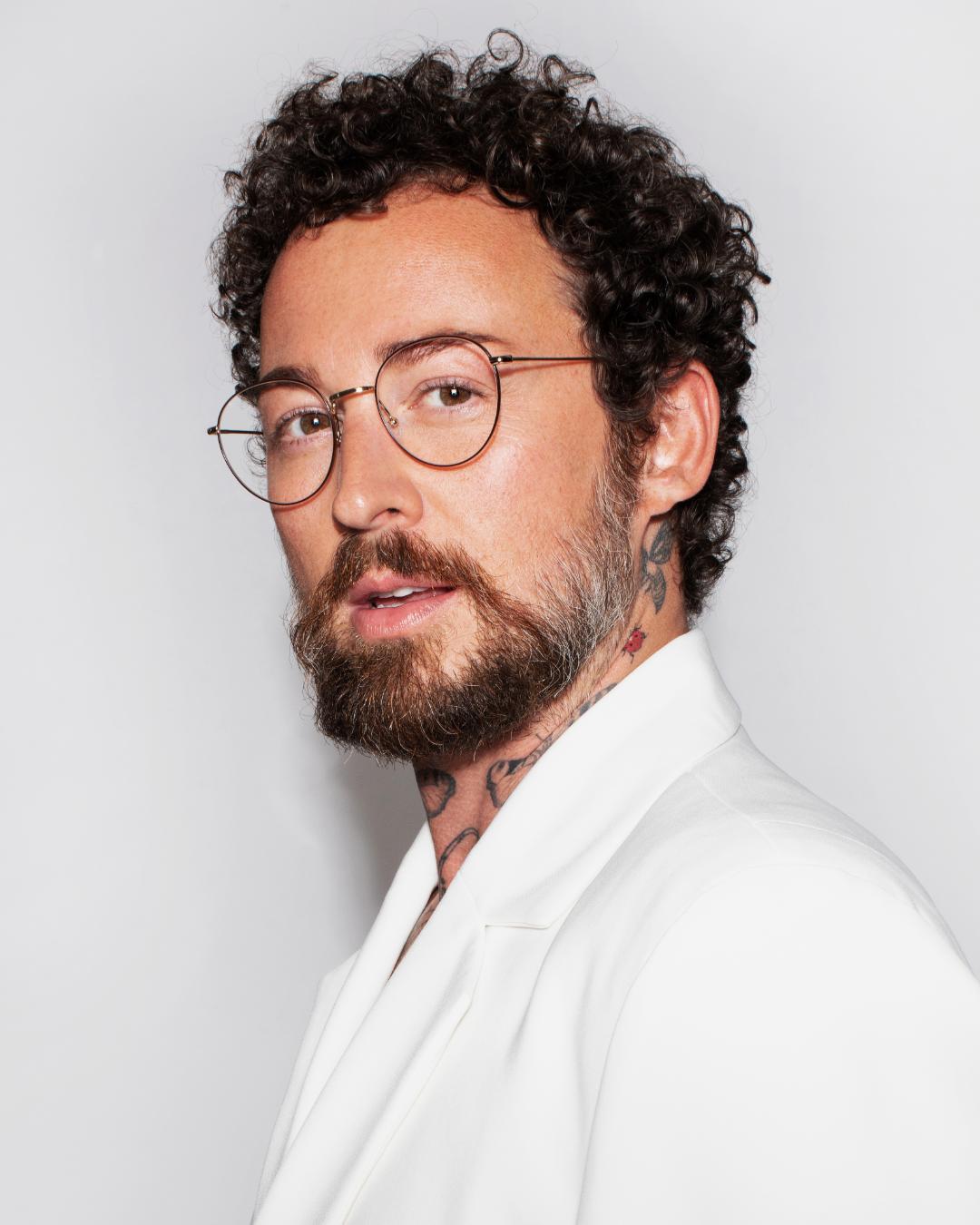 Weite Schnitte & fließende Stoffe für deine Frühlingslooks.